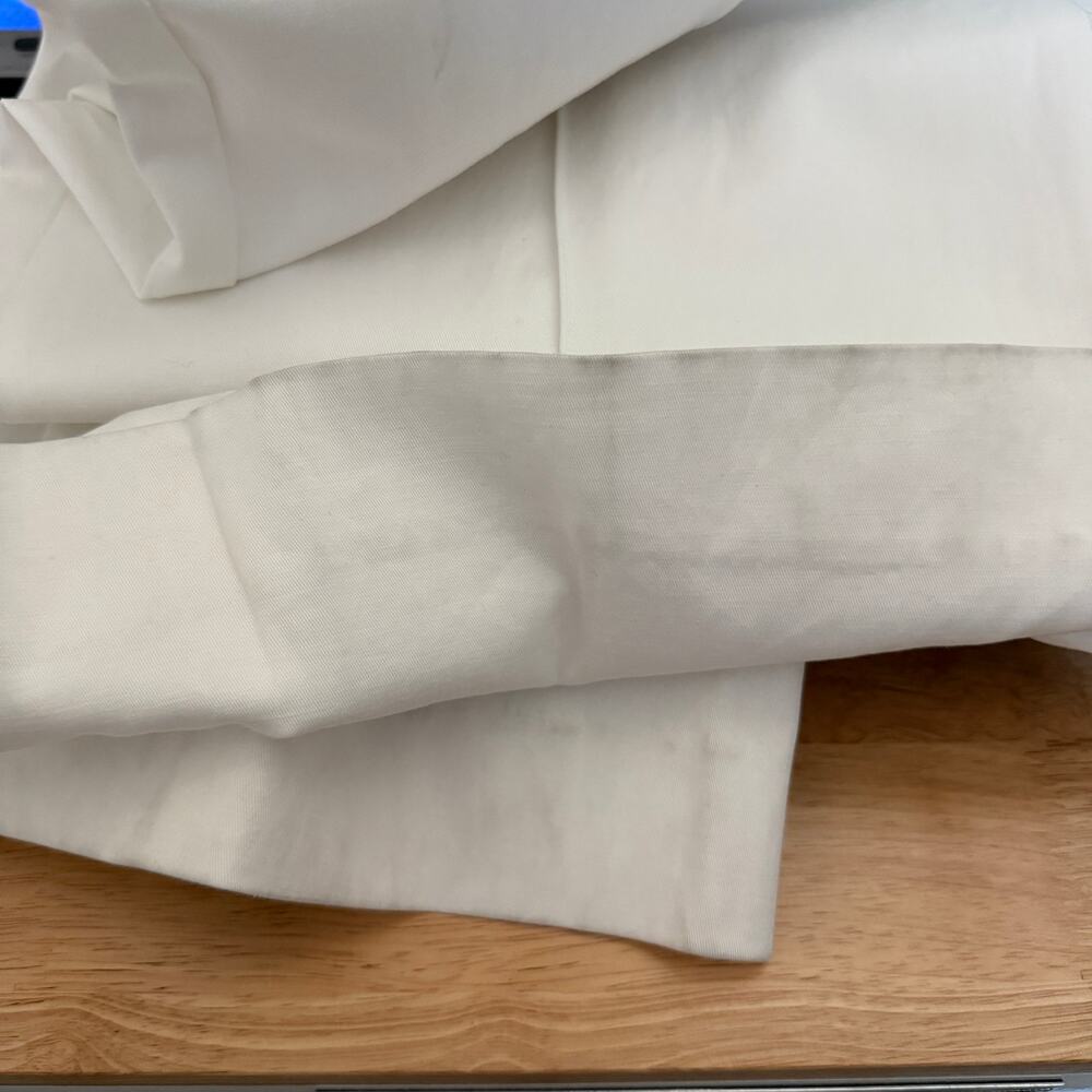 Women's Alice & Olivia White Seamed Flare Bottom Dress Pants Size 8 NWOT - Picture 8 of 13